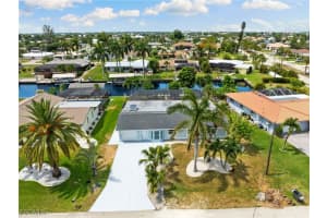 1443 Windsor Ct, Cape Coral