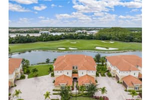10261 Glastonbury Cir 101, Fort Myers