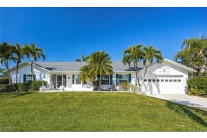 2215 Channel Way, North Fort Myers