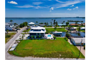 1 Palmview Blvd, Fort Myers Beach 1 Palmview Blvd, Fort Myers Beach