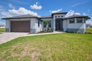 1645 Nw 38th Pl, Cape Coral