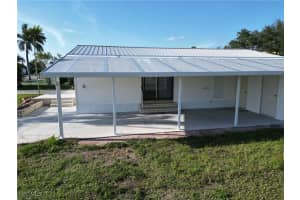 16091 Siesta Drive, Fort Myers