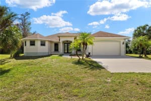 23950 Linda Lee Way, Fort Myers