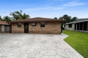 27917 Washington St, Bonita Springs
