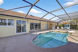 611 Sw 57th St, Cape Coral