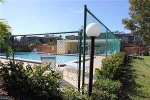 1715 Park Meadows Dr 4, Fort Myers