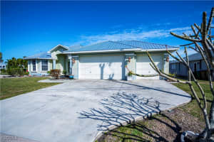3301 Se 4th Pl, Cape Coral