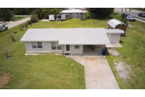 1637 Piney Rd, North Fort Myers