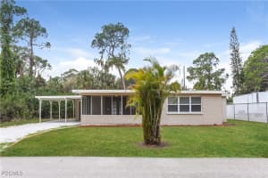 739 Palmetto St, Englewood