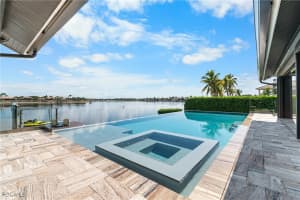 5730 Harborage Dr, Fort Myers