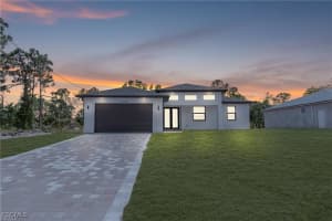 620 Raintree St E, Lehigh Acres
