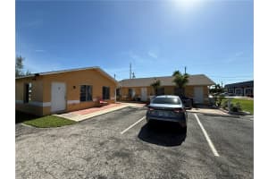 2117 Sw Santa Barbara Pl 3, Cape Coral
