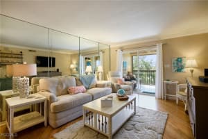 2121 Collier Ave 518, Fort Myers