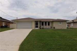 2106 Sw 51st St, Cape Coral