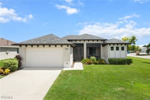 1016 Sw 33rd Ter, Cape Coral