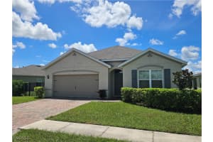 10517 Canal Brook Ln, Lehigh Acres