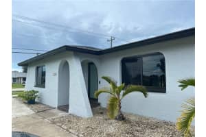 729 Sw 46th St, Cape Coral