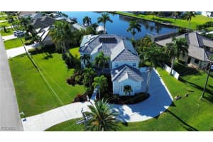 2938 Sw 40th St, Cape Coral