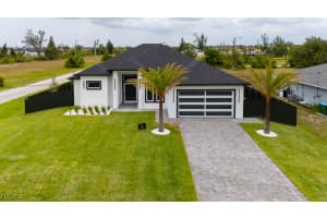 3007 Nw 10th St, Cape Coral