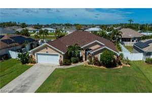 3220 Ne 14th Ct, Cape Coral