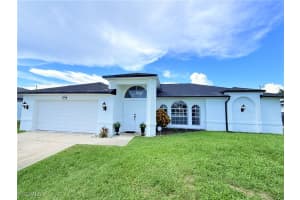2749 Nw 4th St, Cape Coral