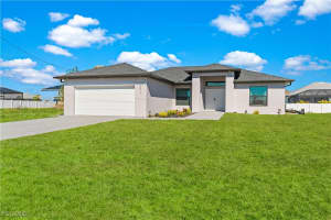 2817 Sw 3rd St, Cape Coral