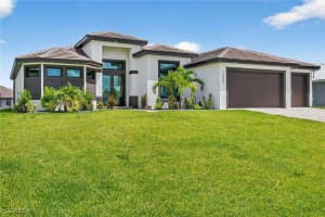 1223 Sw 28th Ter, Cape Coral