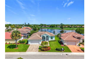 2071 Rio Nuevo Dr, North Fort Myers