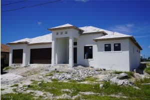 2330 Nw 36th Ave, Cape Coral