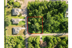 953 Lytle St E, Lehigh Acres