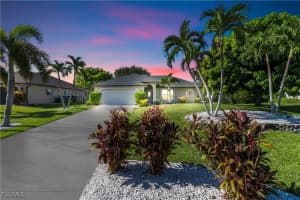 1726 Sw 21st St, Cape Coral