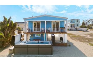 261 Donora Blvd, Fort Myers Beach