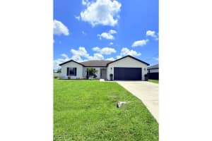 1606 Sw 27th Ter, Cape Coral