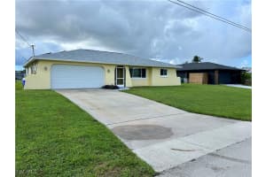 1158 Se 32nd St, Cape Coral