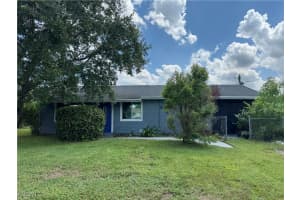 2252 11th Ct, Lehigh Acres