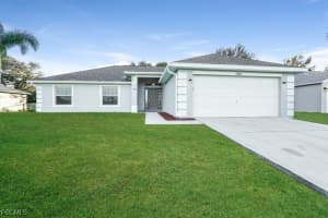1911 Ne 19th Ave, Cape Coral
