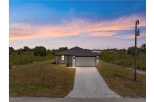 2710 62nd St W, Lehigh Acres