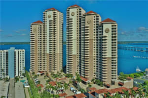 2104 W First St 2702, Fort Myers