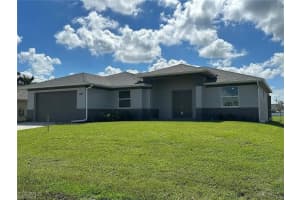 320 Nw 17th Pl, Cape Coral