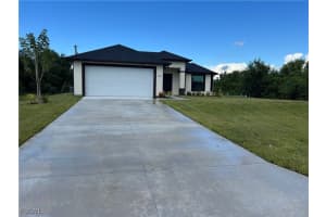 6108 Holt Ct, Fort Myers