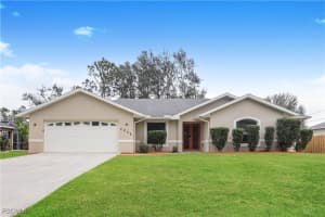 2938 Parrot St, North Port