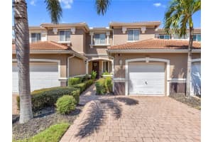 9666 Roundstone Cir, Fort Myers