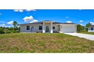 1073 Barnett St E, Lehigh Acres