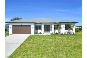 24 Nw 21st Ave, Cape Coral