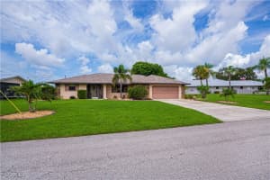 18537 Klingler Cir, Port Charlotte