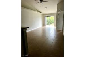 1022 Ne 8th Pl, Cape Coral
