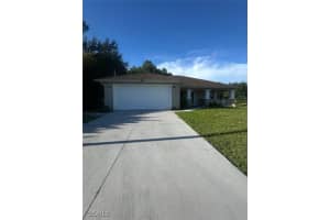 2813 52nd St W, Lehigh Acres