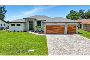 1726 Sw 15th Ave, Cape Coral