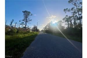 5186 Venus Ter, Port Charlotte