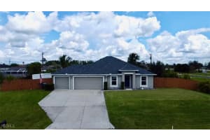 1511 Ne 13th St, Cape Coral